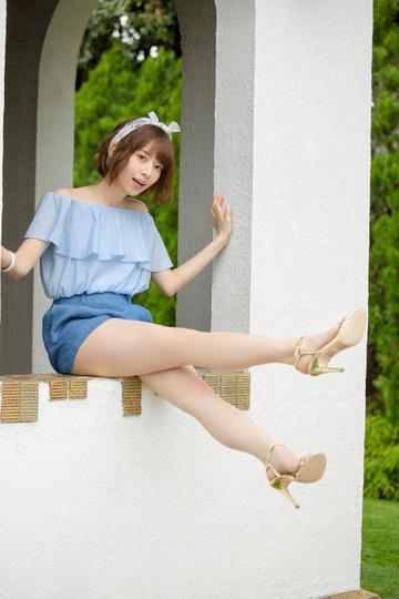 女律师否认副业做擦边直播